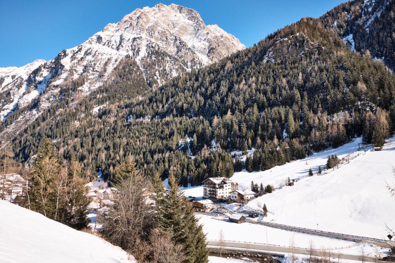 Aktivhotel Feichtner Hof Kaunertal Eksteriør billede